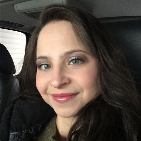 Meet your Posher, Kyla - Picture 1 of 1